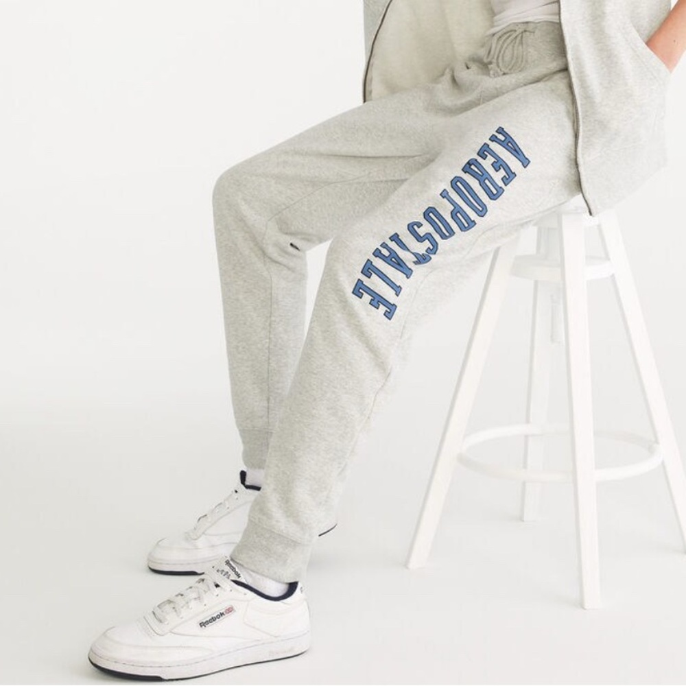 Aeropostale DARK Gray Fleece Interior Lounge Joggers Sweatpants WM's‎ Large NWT